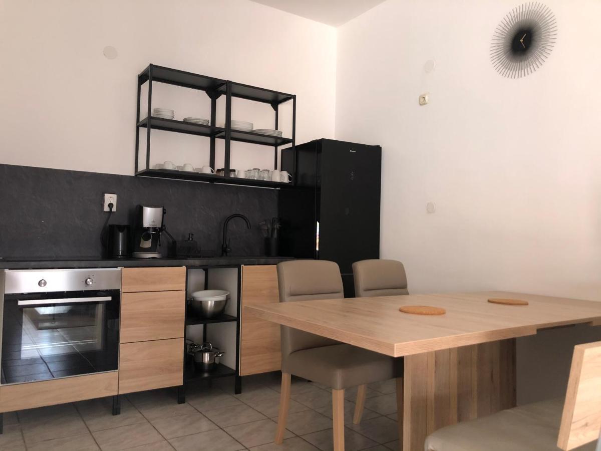 Apartment Marina Vir Eksteriør bilde
